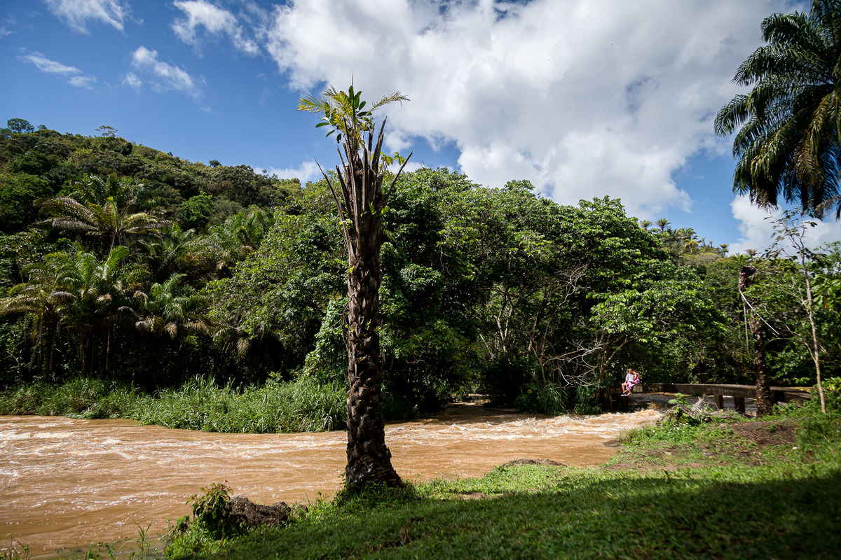 foto de ensaio na cachoeira