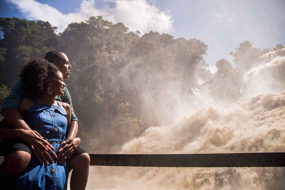 ensaio fotográfico pré casamento na ponte da cachoeira de pancada grande ituberá