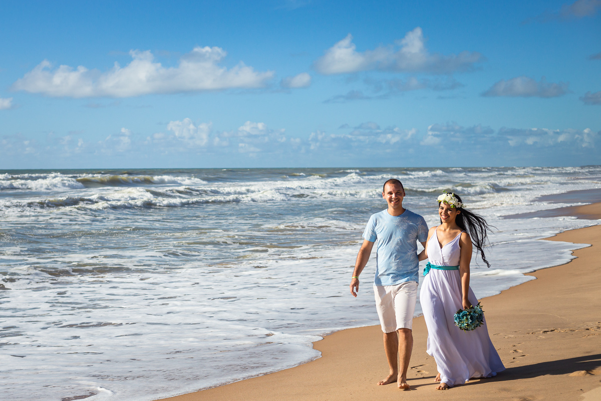 Seção de fotos na praia do Resort Costa do Sauipe pré - casamento