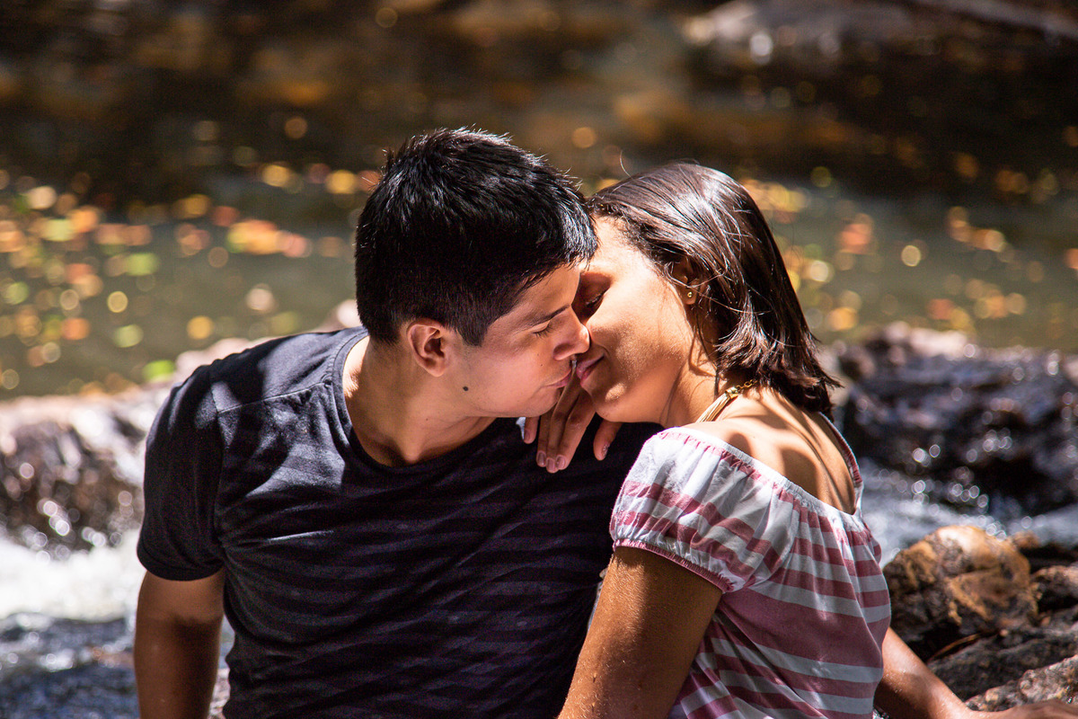 ensaio fotográfico na cachoeira em Salvador