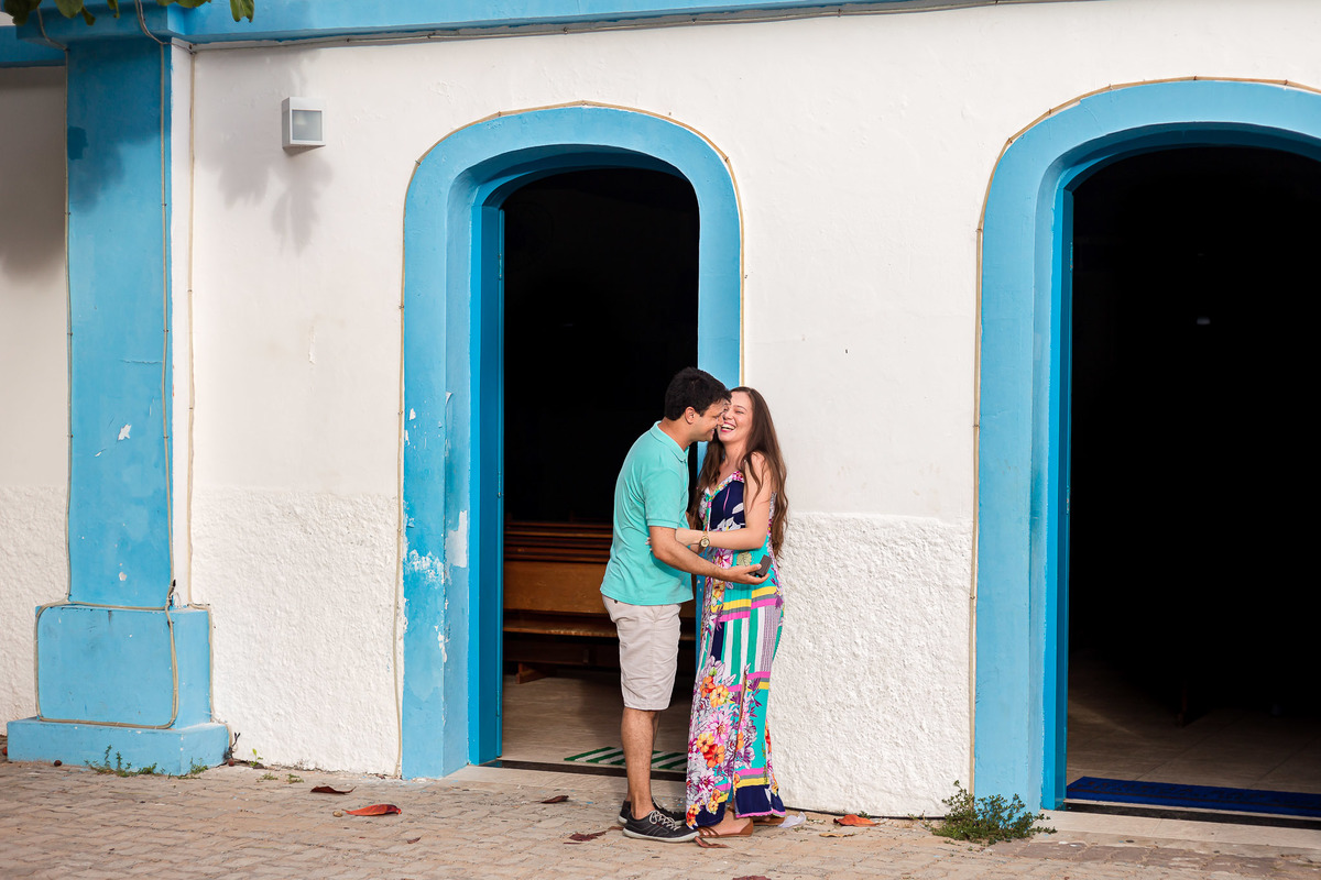 Ensaio pré casamento na Igreja São Francisco de Assis na Praia do Forte Bahia