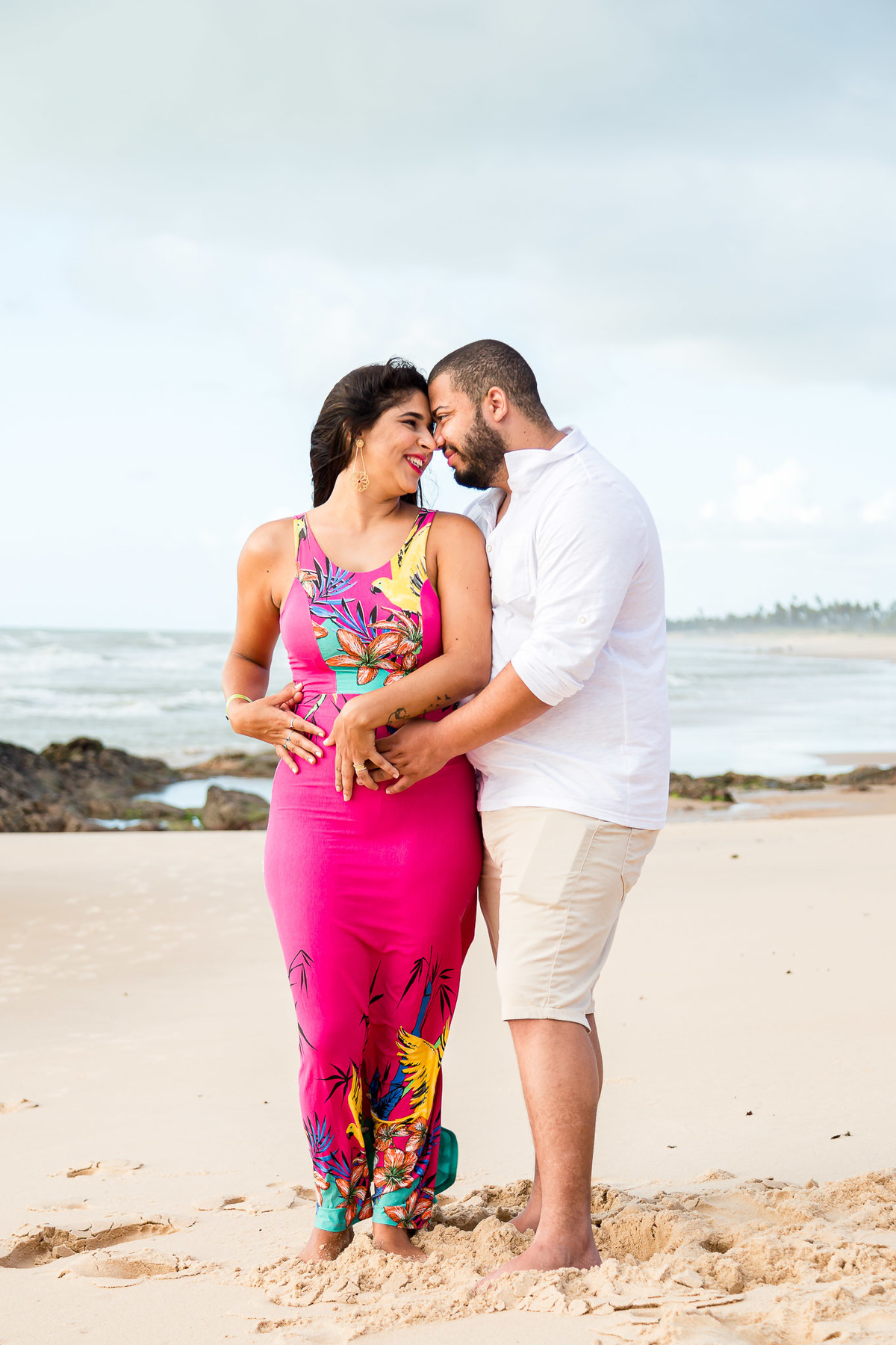 ensaio fotográfico romântico de casal na costa do sauipe bahia