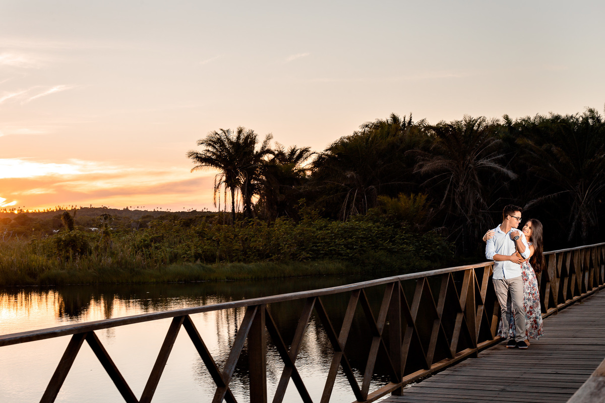 ensaio pré wedding na  ponte da praia do forte bahia