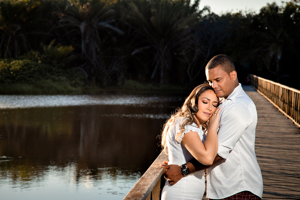 ensaio fotográfico na ponte da praia do forte bahia