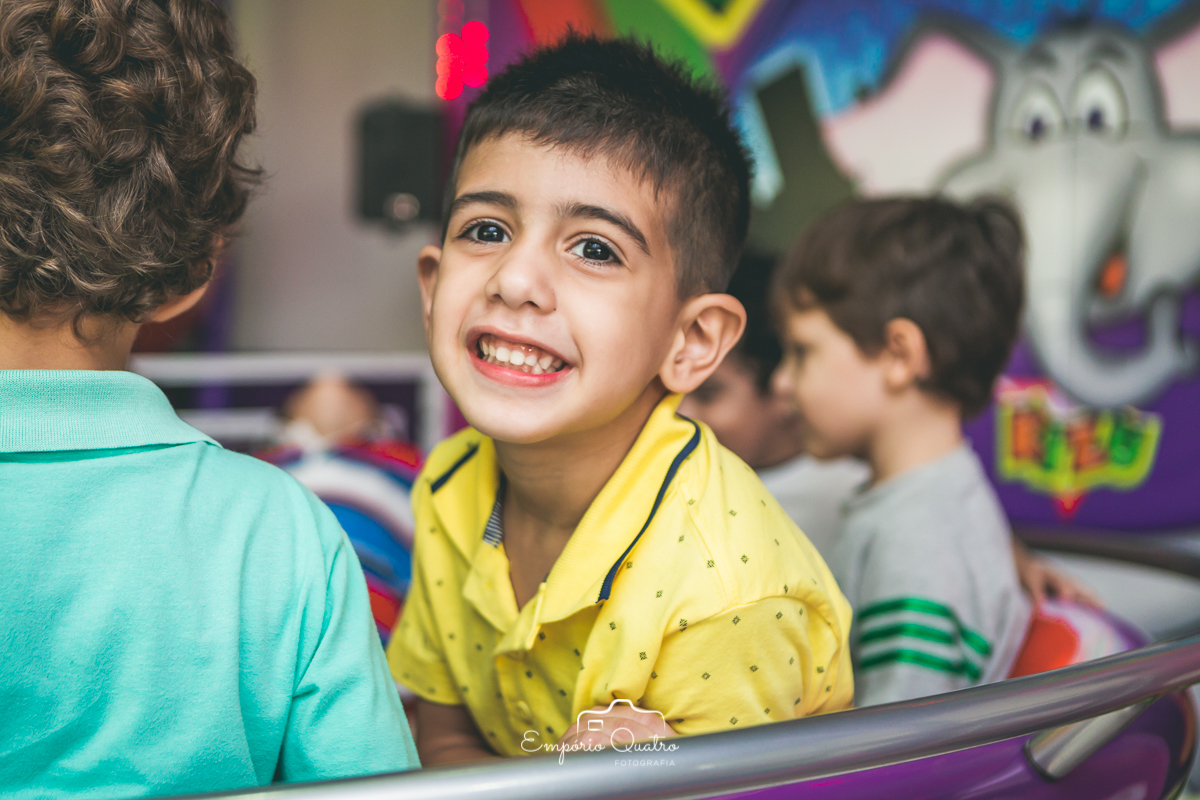 fotografia aniversário aniversariante sorrindo no la bamba