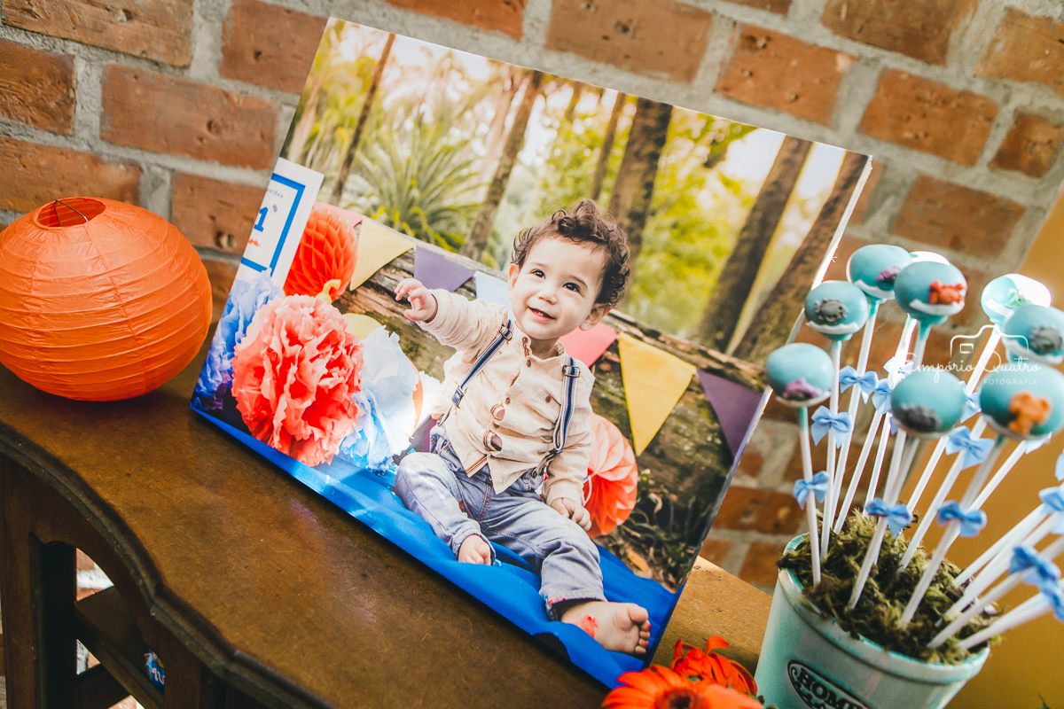 Foto do aniversariante na decoração