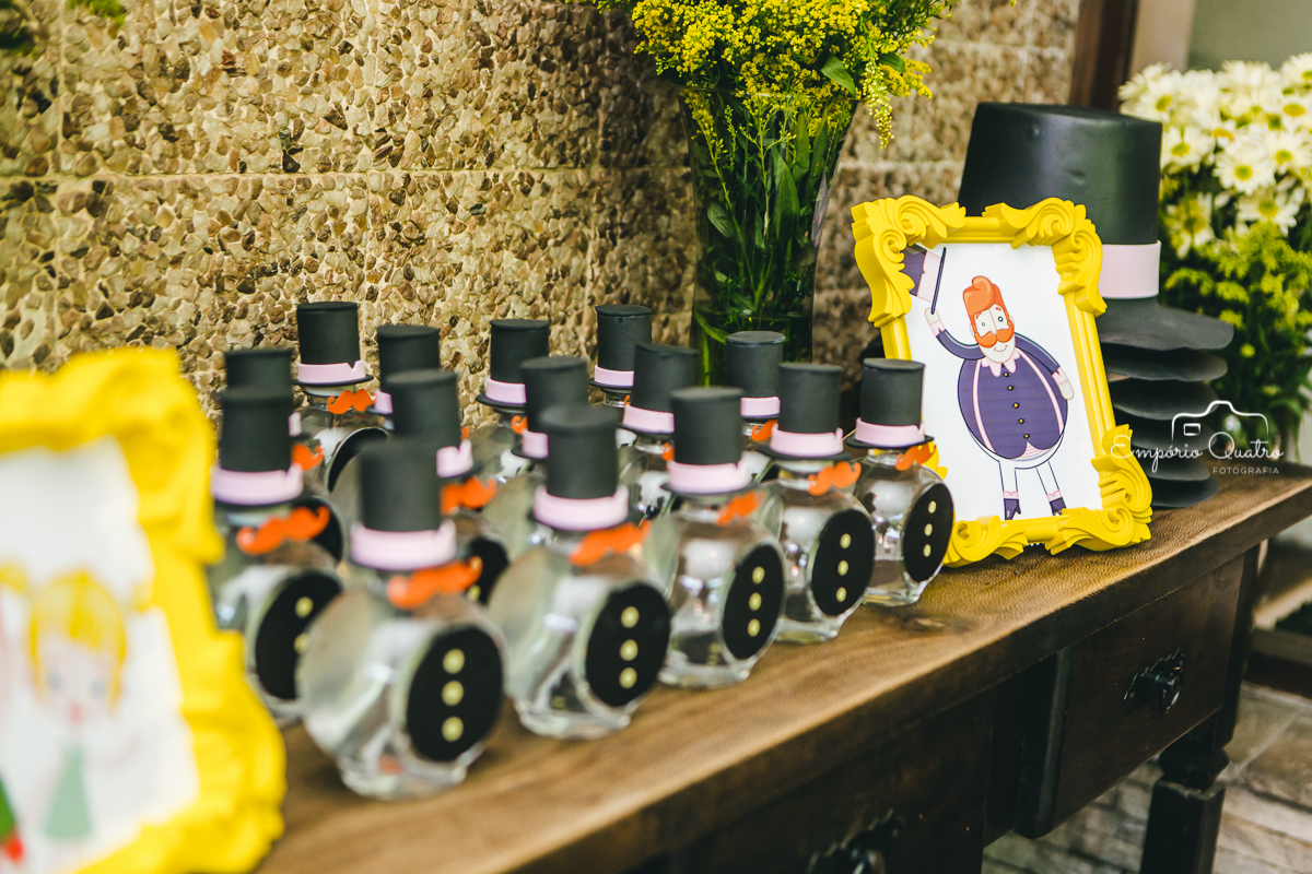 Lembrancinhas decoradas Mundo Bita