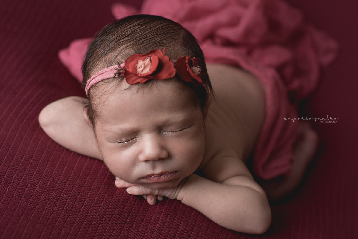 ensaio-newborn-menina-sp-pose-bracinho