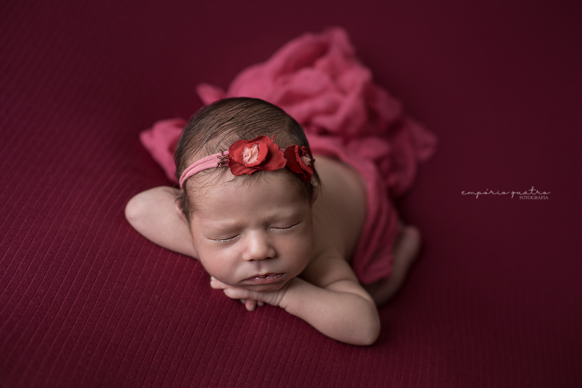 ensaio-newborn-menina-sp-pose-bracinho