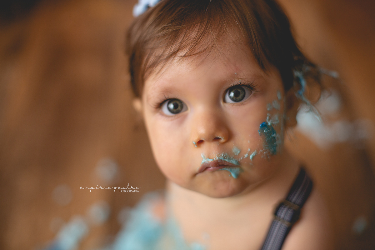 ensaio smash the cake em estúdio em scs