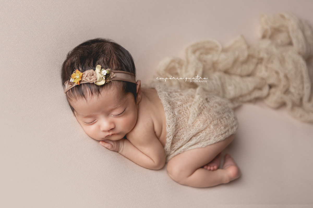 Ensaio newborn ABC menina