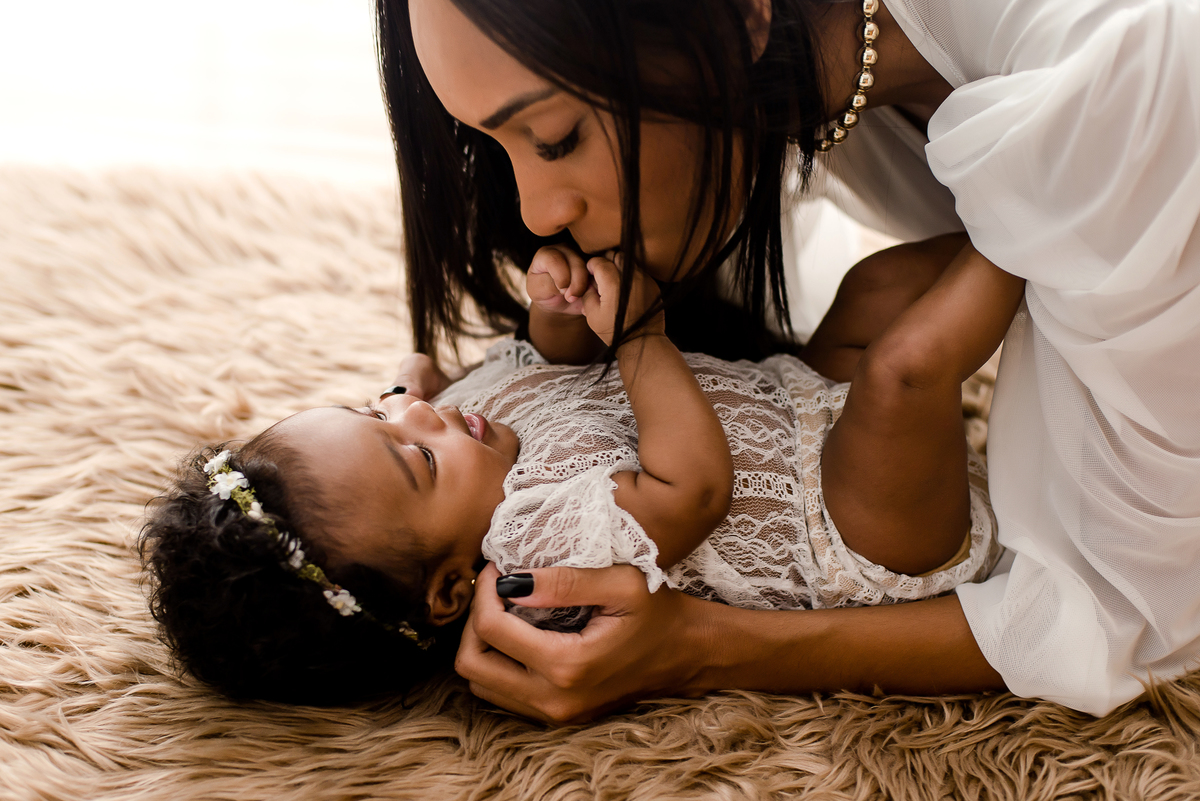 ensaio infantil Florianópolis, Santa Catarina, acompanhamento infantil, acompanhamento infantil Florianópolis, estúdio seeds, fotografia de gestante Florianópolis