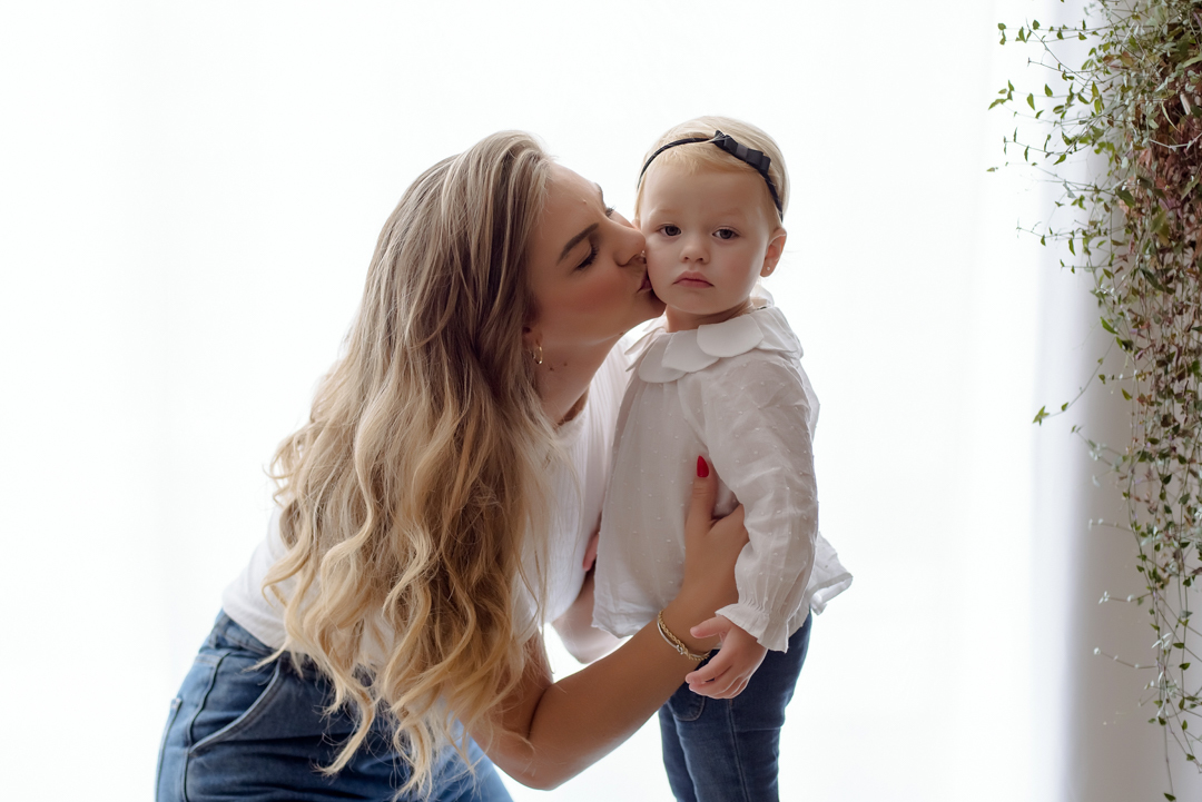 ensaio infantil Florianópolis, Santa Catarina, acompanhamento infantil, acompanhamento infantil Florianópolis, estúdio seeds, fotografia de gestante Florianópolis