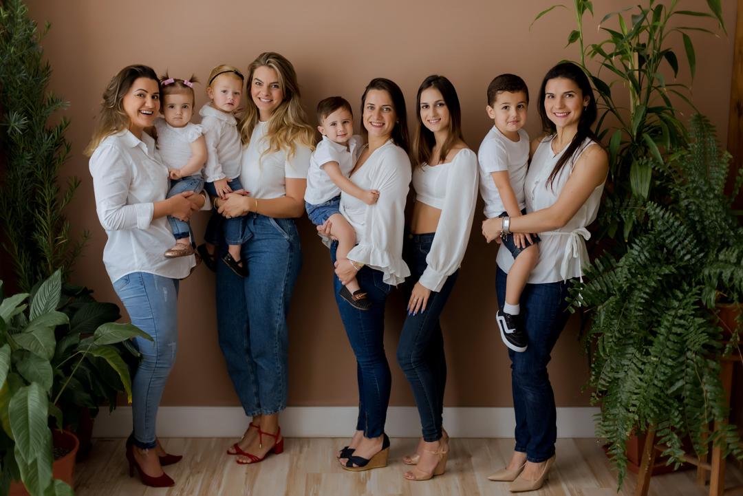 ensaio infantil Florianópolis, Santa Catarina, acompanhamento infantil, acompanhamento infantil Florianópolis, estúdio seeds, fotografia de gestante Florianópolis