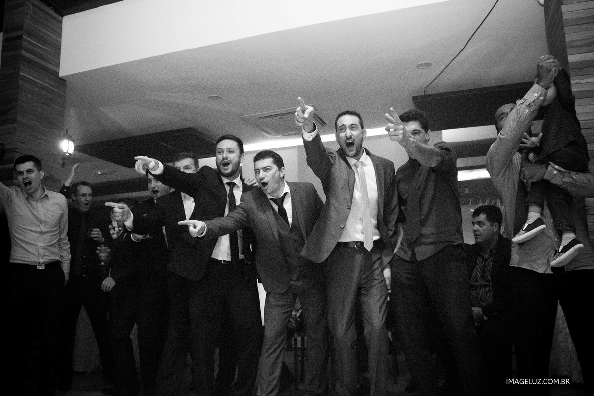 Grito dos padrinhos do casamento