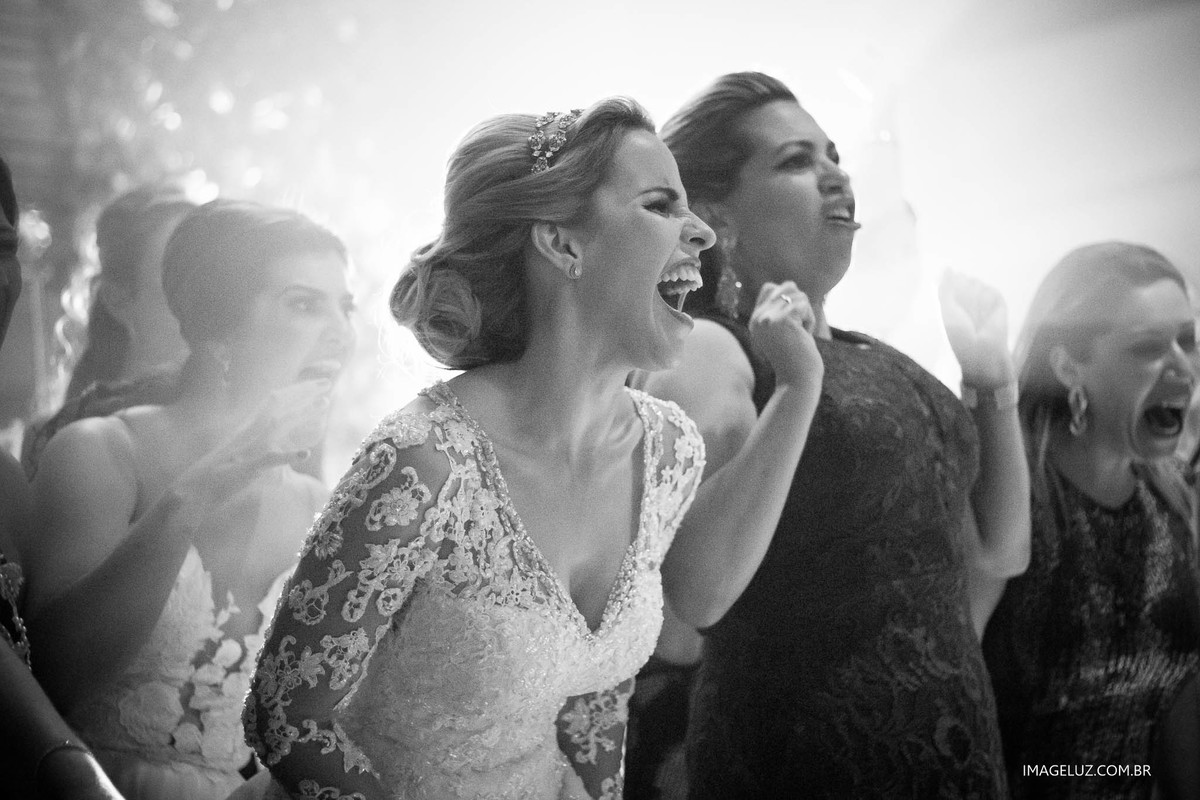 Grito das mulheres no casamento