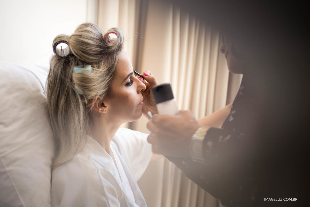 A maquiagem da noiva, é um detalhe mais que impostante! 