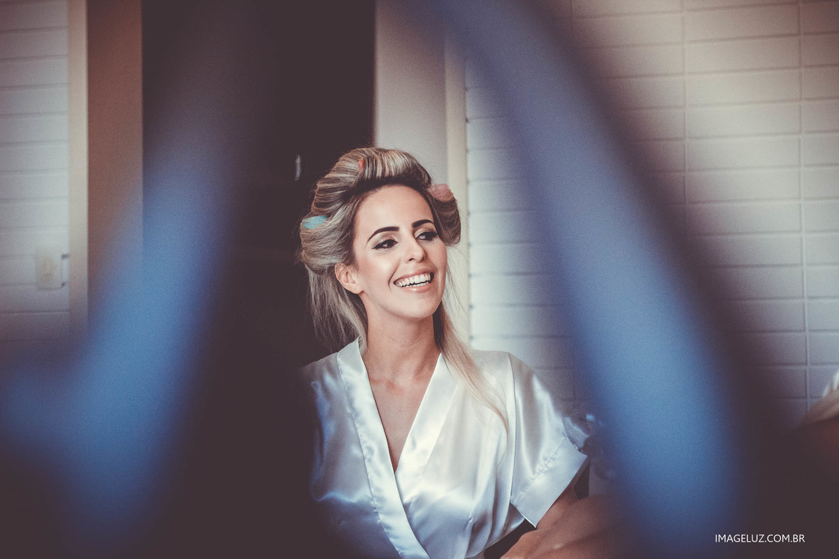 A espontaneidade da noiva em seu making of.