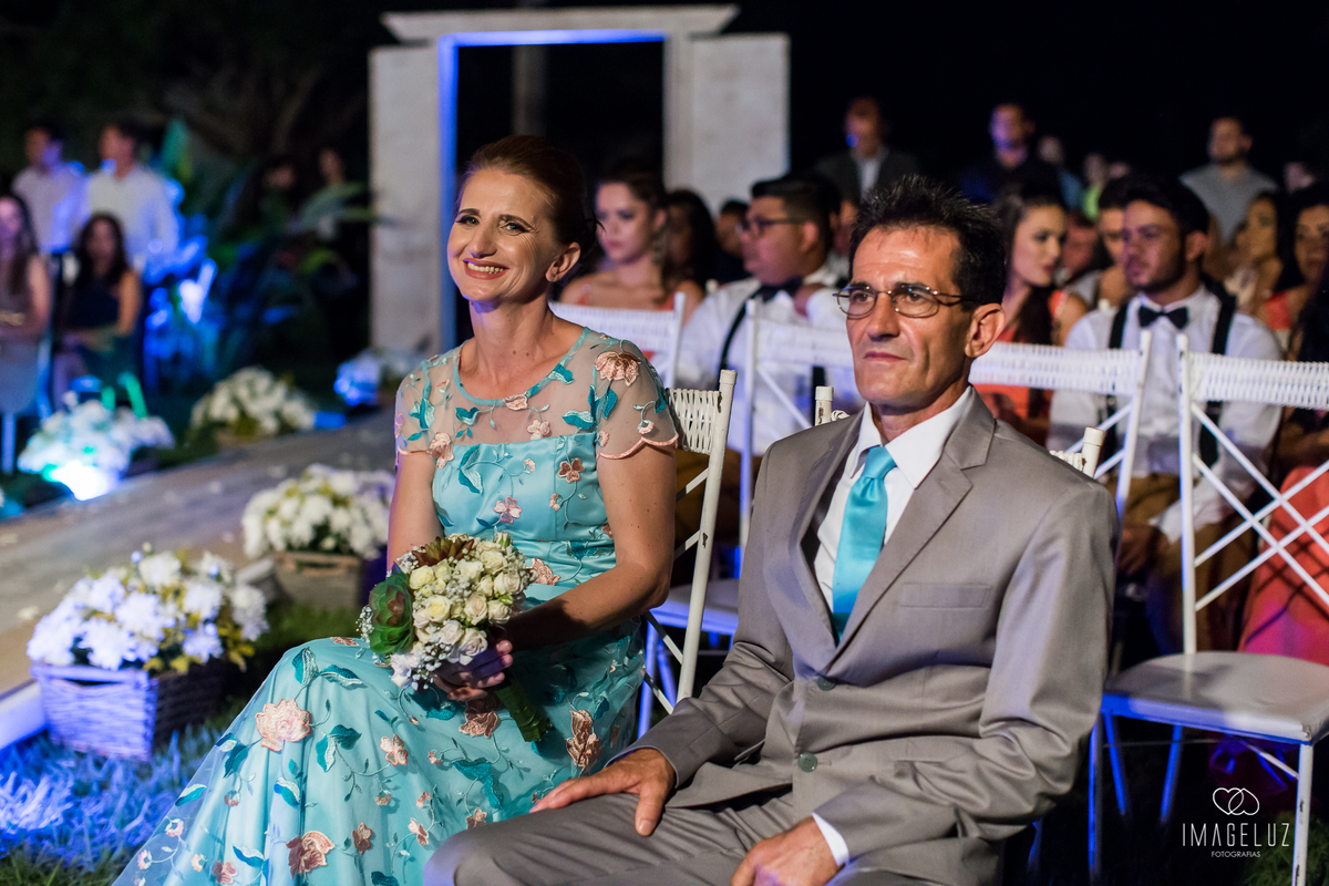 pais da noiva felizes no casamento da filha em cuiaba