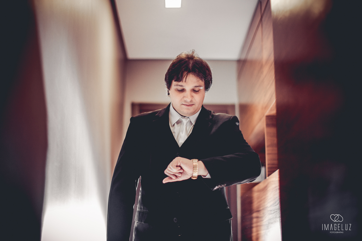 Noivo pronto para se casar em cuiabá.