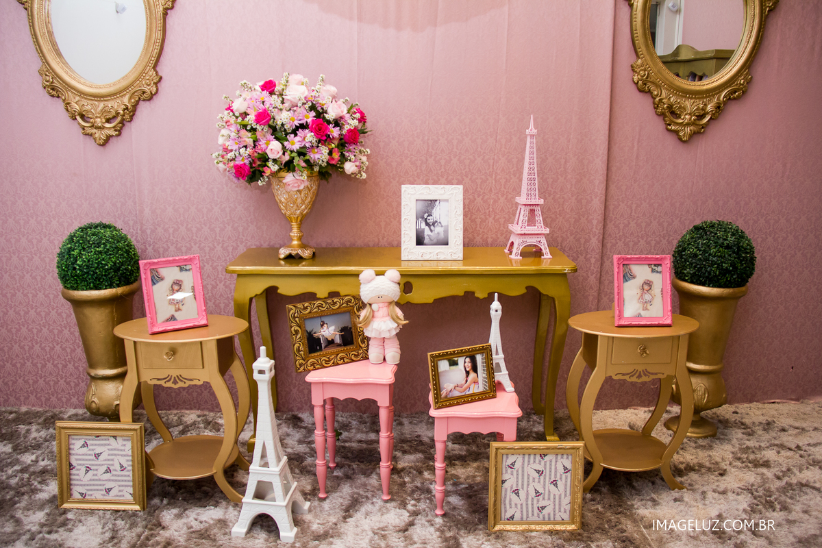 hal de entrada tema paris