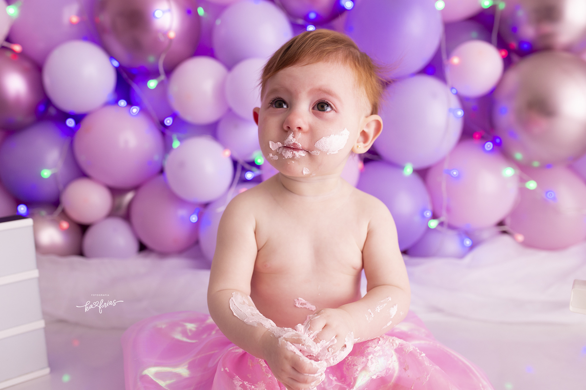 a menina se lambuza no ensaio smash