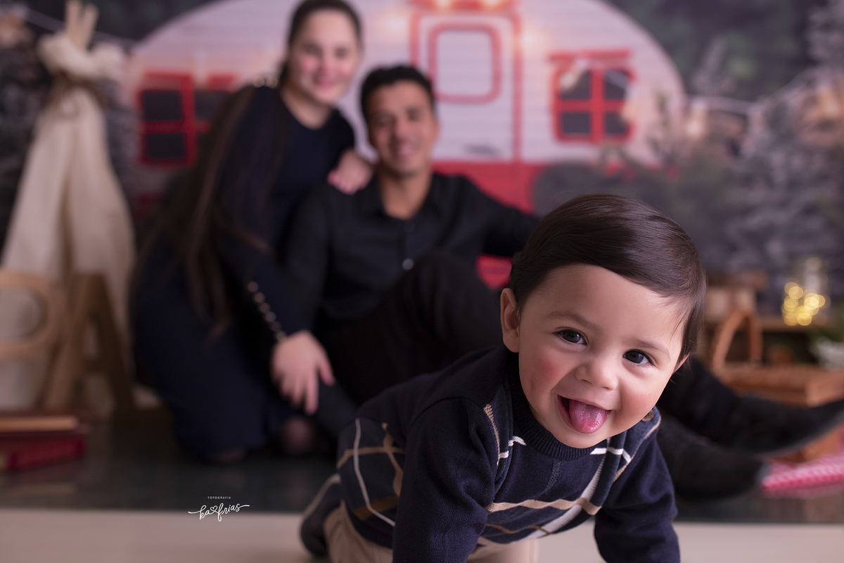 o menino brinca com a fotografa de caxias do sul, ka frias