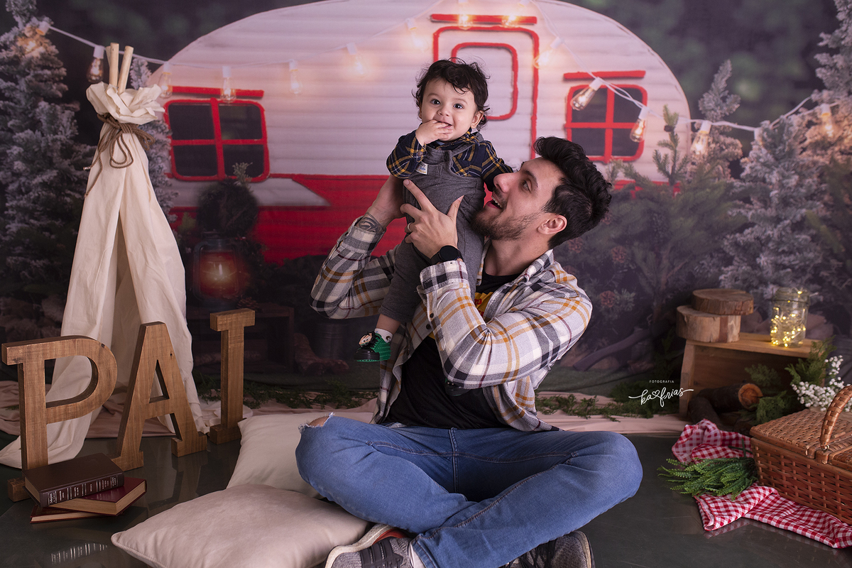 o bebe sorri para a fotografa de caxias do sul, ka frias