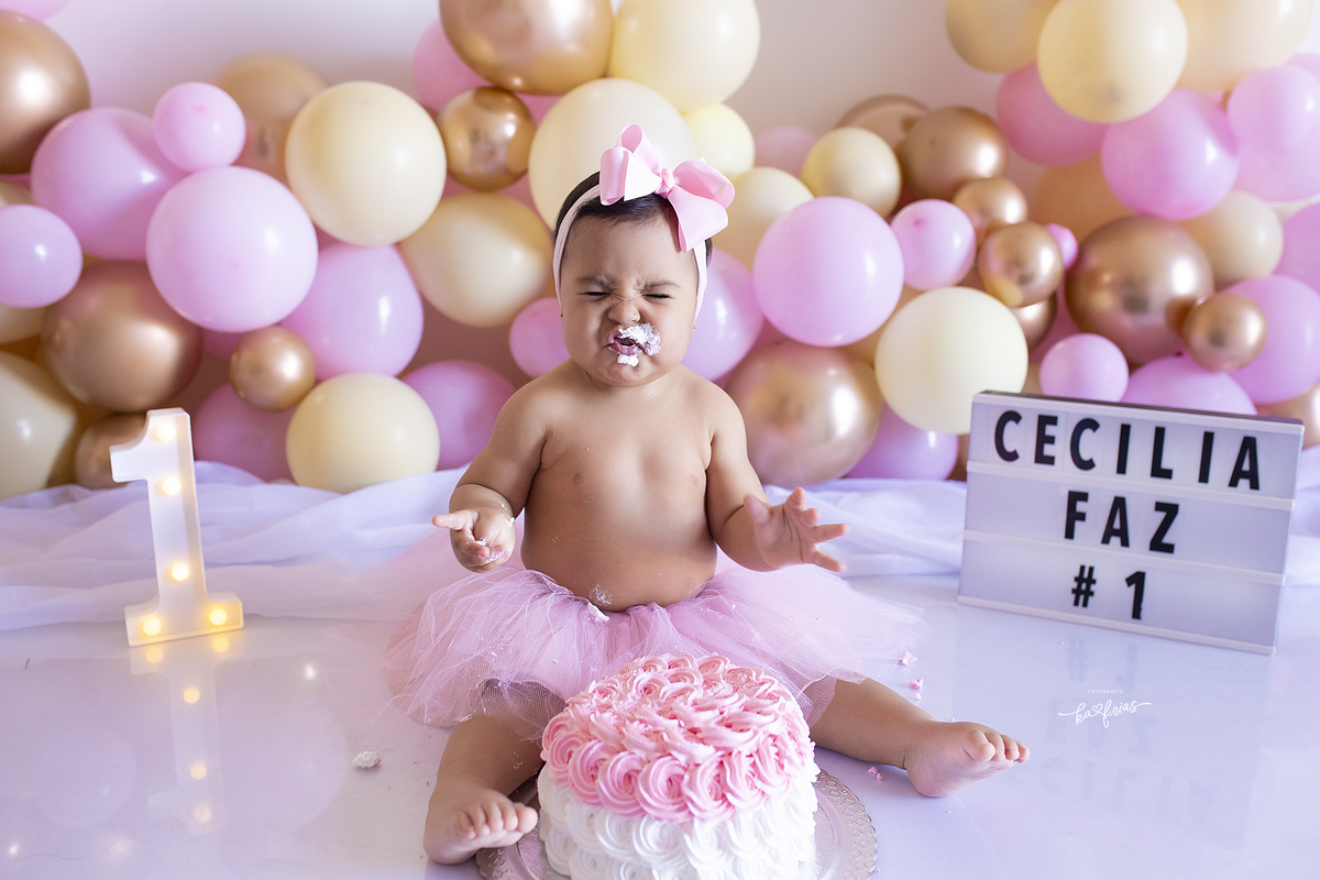 no ensaio smash a bebe fez caretas