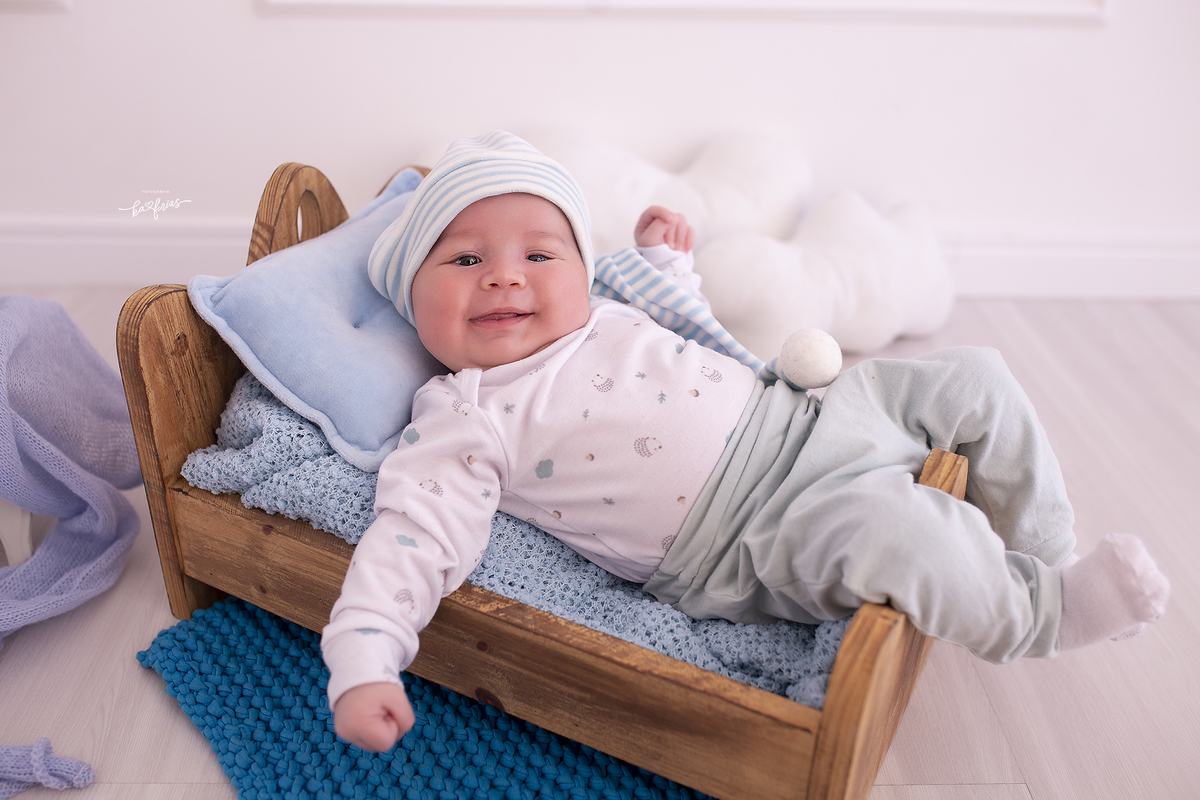 o bebe sorri para a fotografa de caxias do sul, ka frias