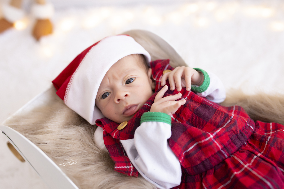 no ensaio infantil o bebe tinha apenas 20 dias