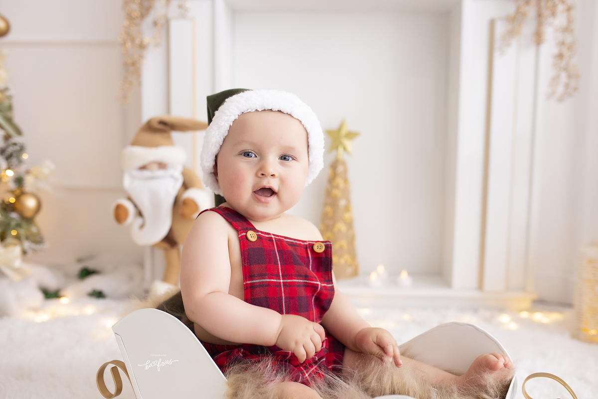 o menino olha para a fotografa de caxias do sul, ka frias