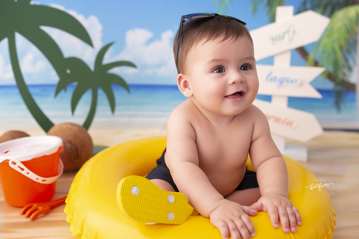 o bebe sorri na sessão de acompanhamento mensal