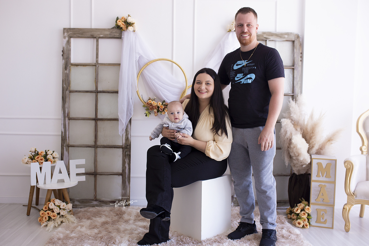 os pais posam para as fotos em caxias do sul-rs