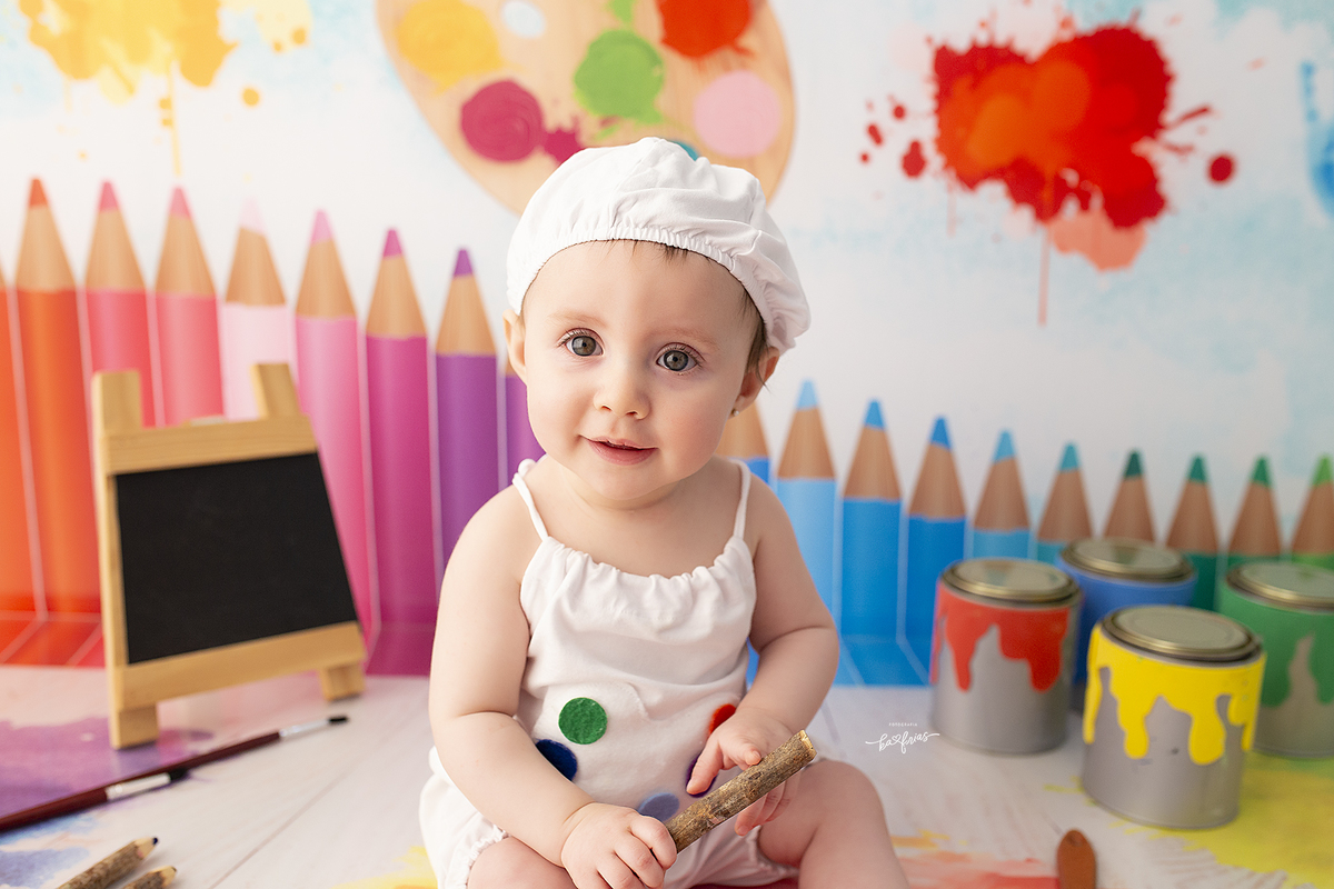 a bebe olha para a fotografa de caxias do sul, ka frias