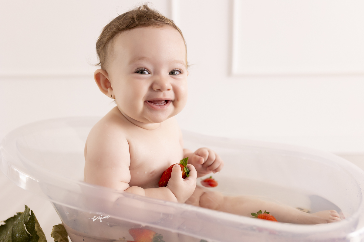a bebe sorri para a fotografa de caxias do sul, ka frias