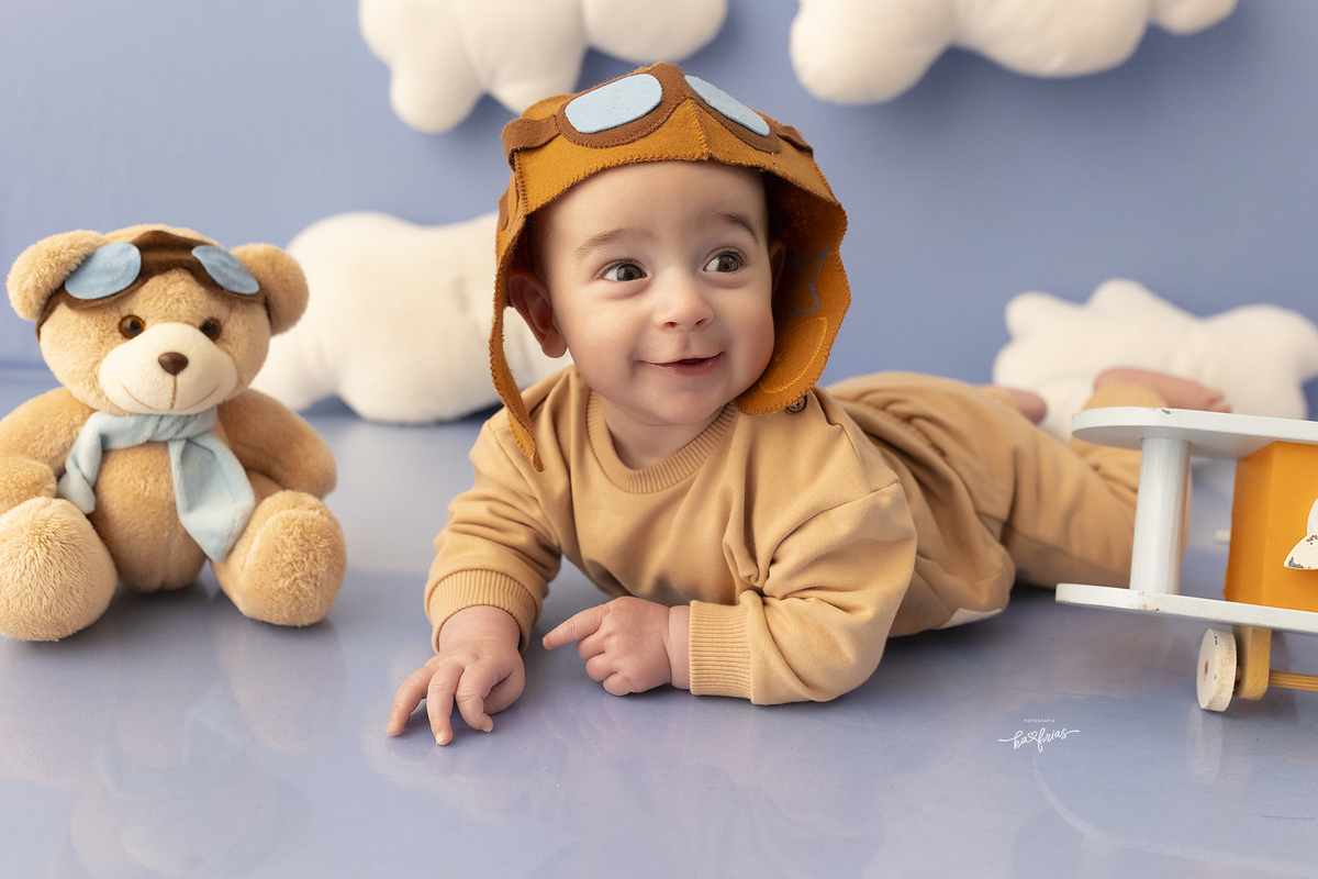 o bebe sorri para a fotografa de caxias do sul, ka frias