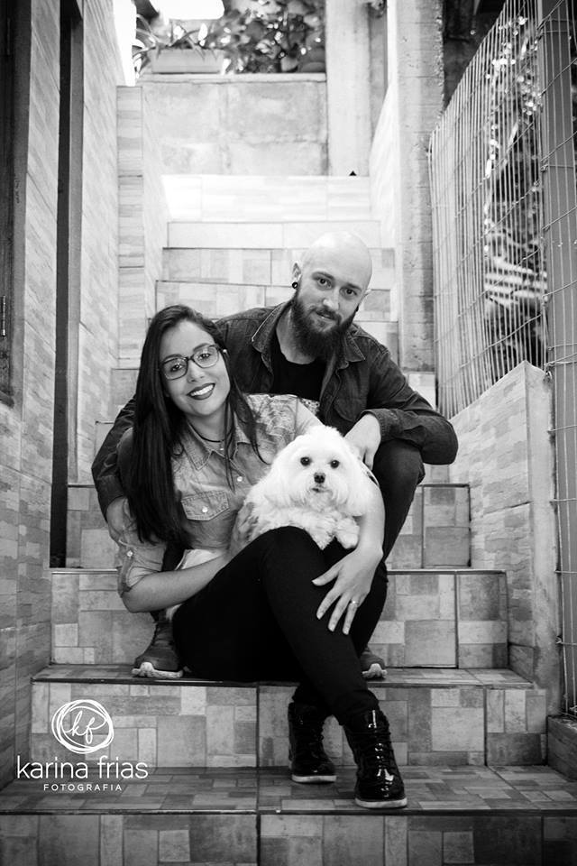 no ensaio documental a fotógrafa karina faz todos olharem para a foto