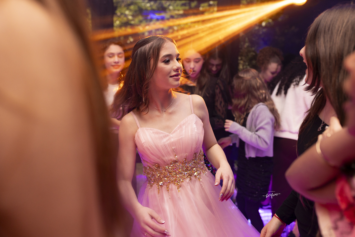 a fotografa de festa de 15 de caxias captura a balada