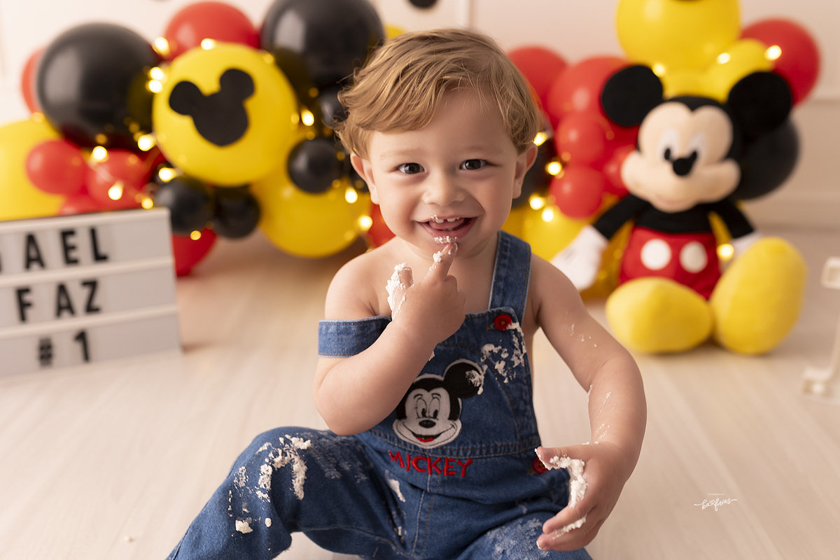 o bebe sorri para a fotografa de caxias do sul, ka frias