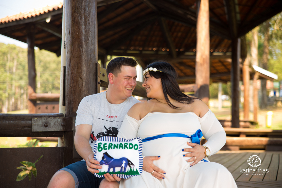 NO BOOK DE GESTANTE EM CAXIAS DO SUL-RS OS PAIS SE OLHAM