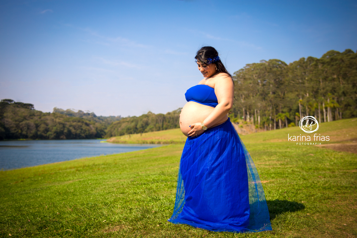 A FOTOGRAFA DE GESTANTE, KARINA FRIAS CLICA A MODELO EM CAXIAS DO SUL-RS