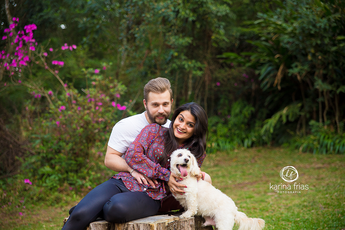 OS MASCOTES SÃO BEM VINDOS NO ENSAIO EXTERNO DE CASAL