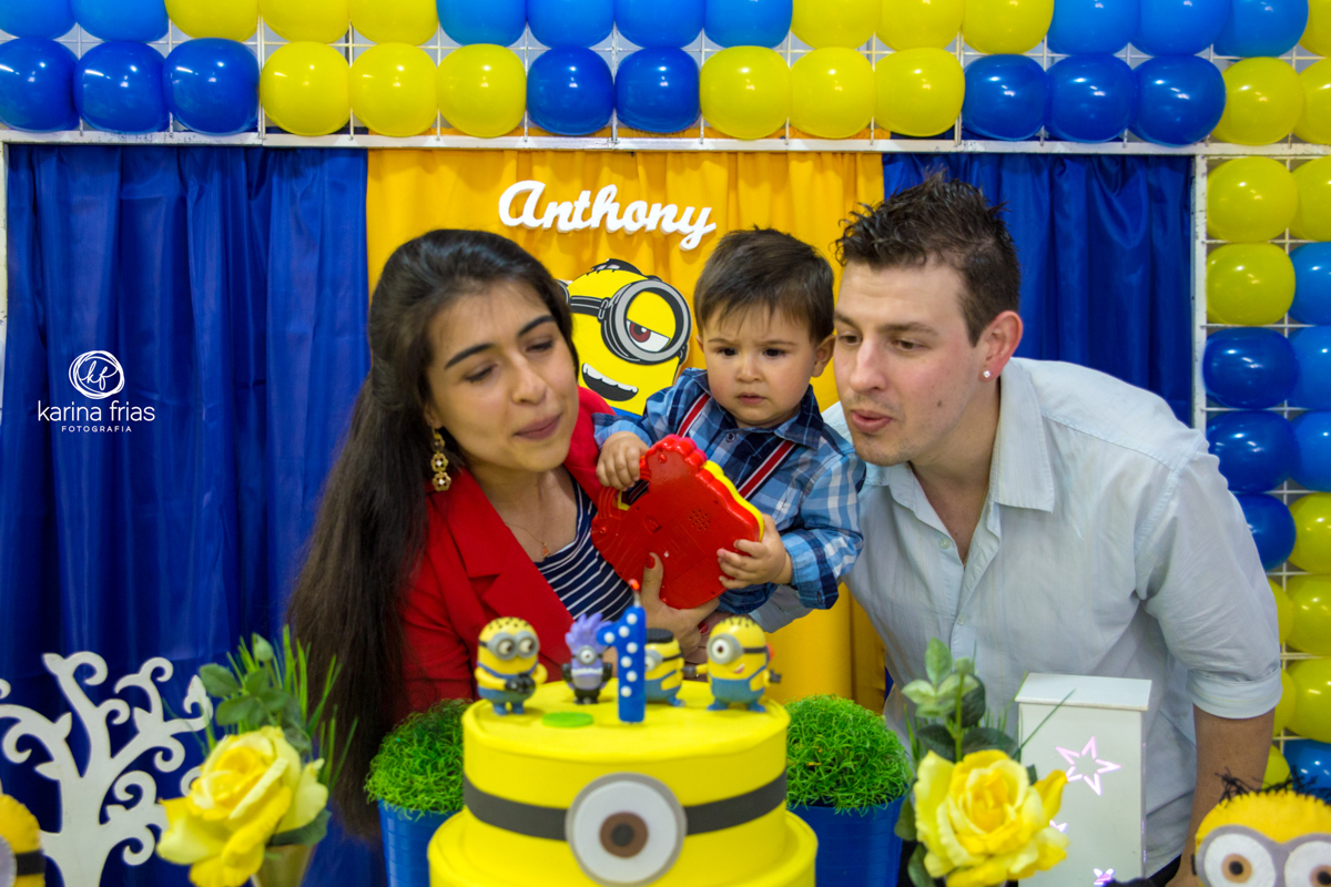 O ASSOPRO DA VELINHA É REGISTRADO PELA FOTOGRAFA DE CAXIAS DO SUL