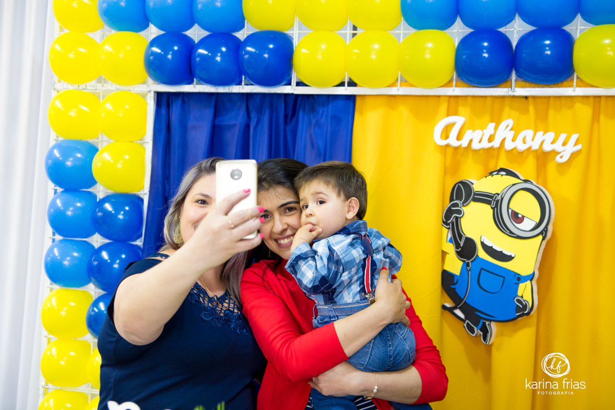 IMAGENS DE SELFIE NA FOTOGRAFIA DE FESTA INFANTIL POR KARINA FRIAS