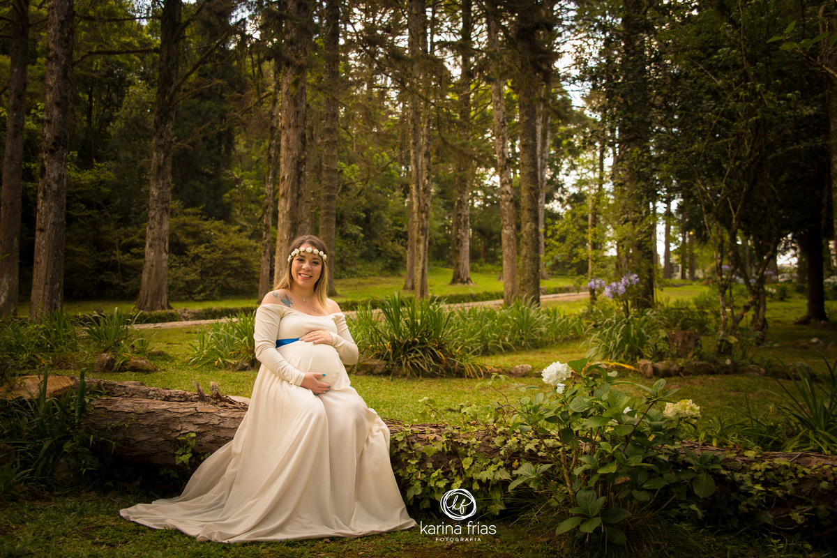 A FOTOGRAFA DE FAMILIA, KARINA FRIAS DE CAXIAS DO SUL-RS REGISTRA A GESTANTE