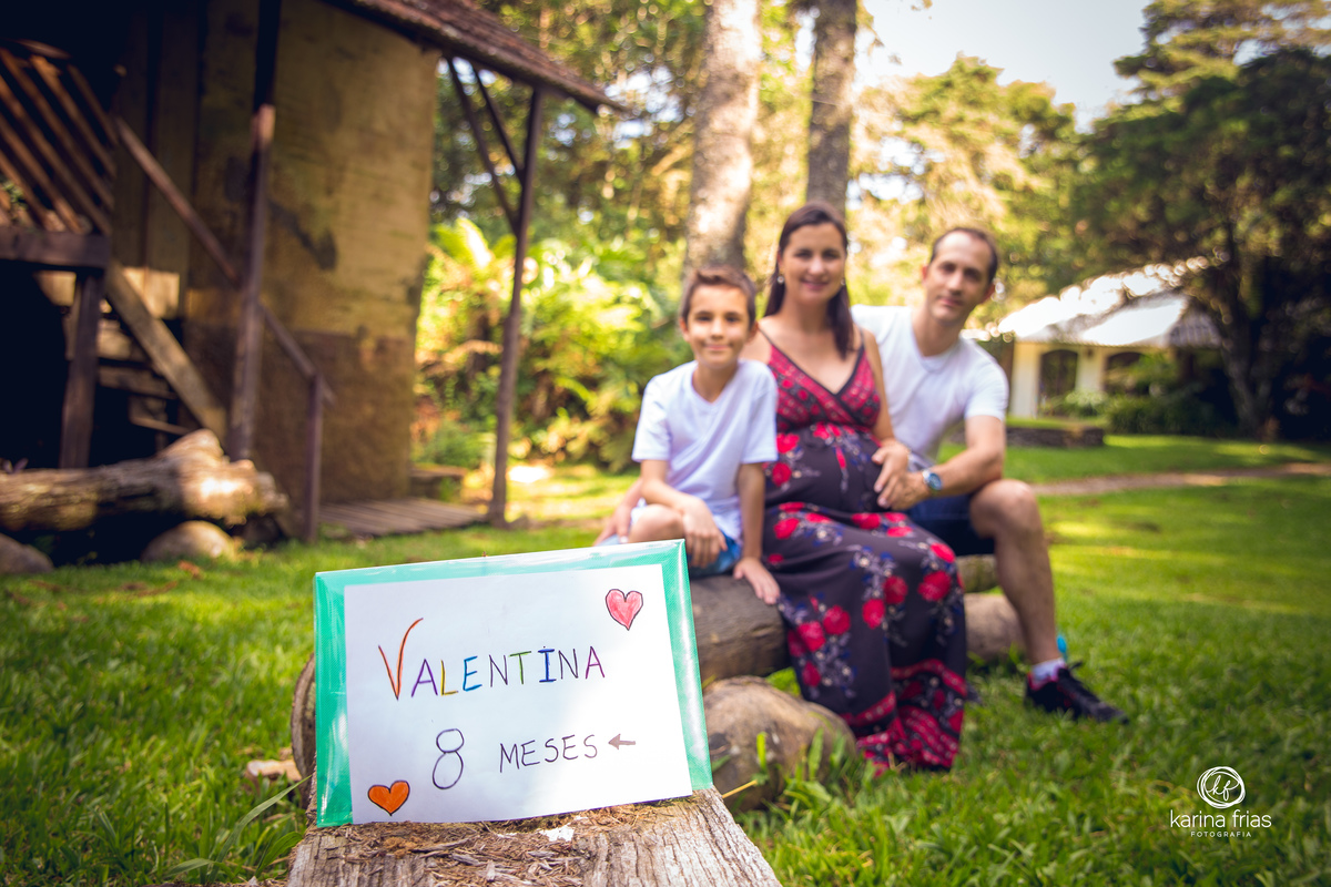 cartazes são bem vindos em ensaio gestante, pois usamos como acessorios