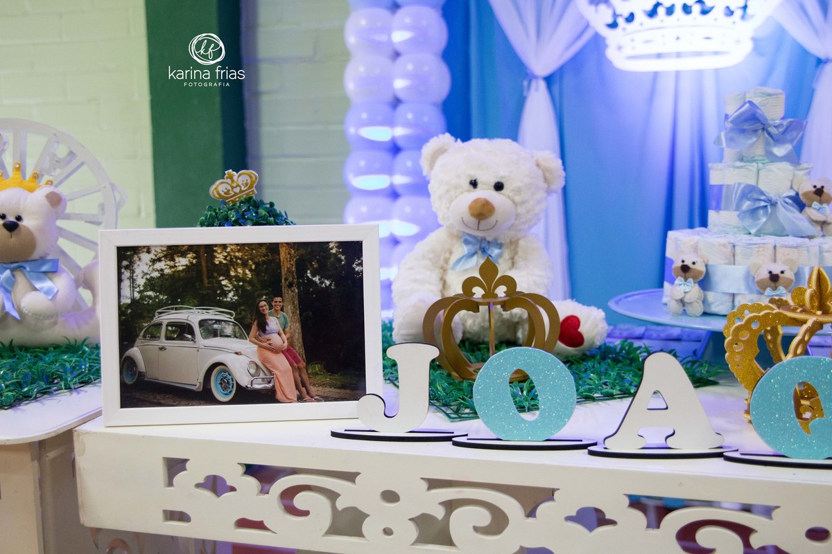 FOTOS DO ENSAIO GESTANTE NA MESA