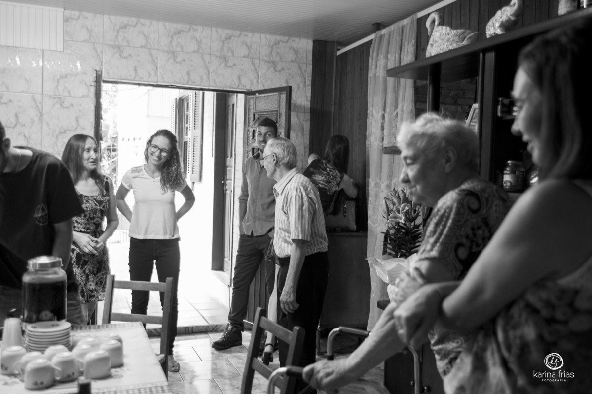 a fotografa faz fotos documentais de familia