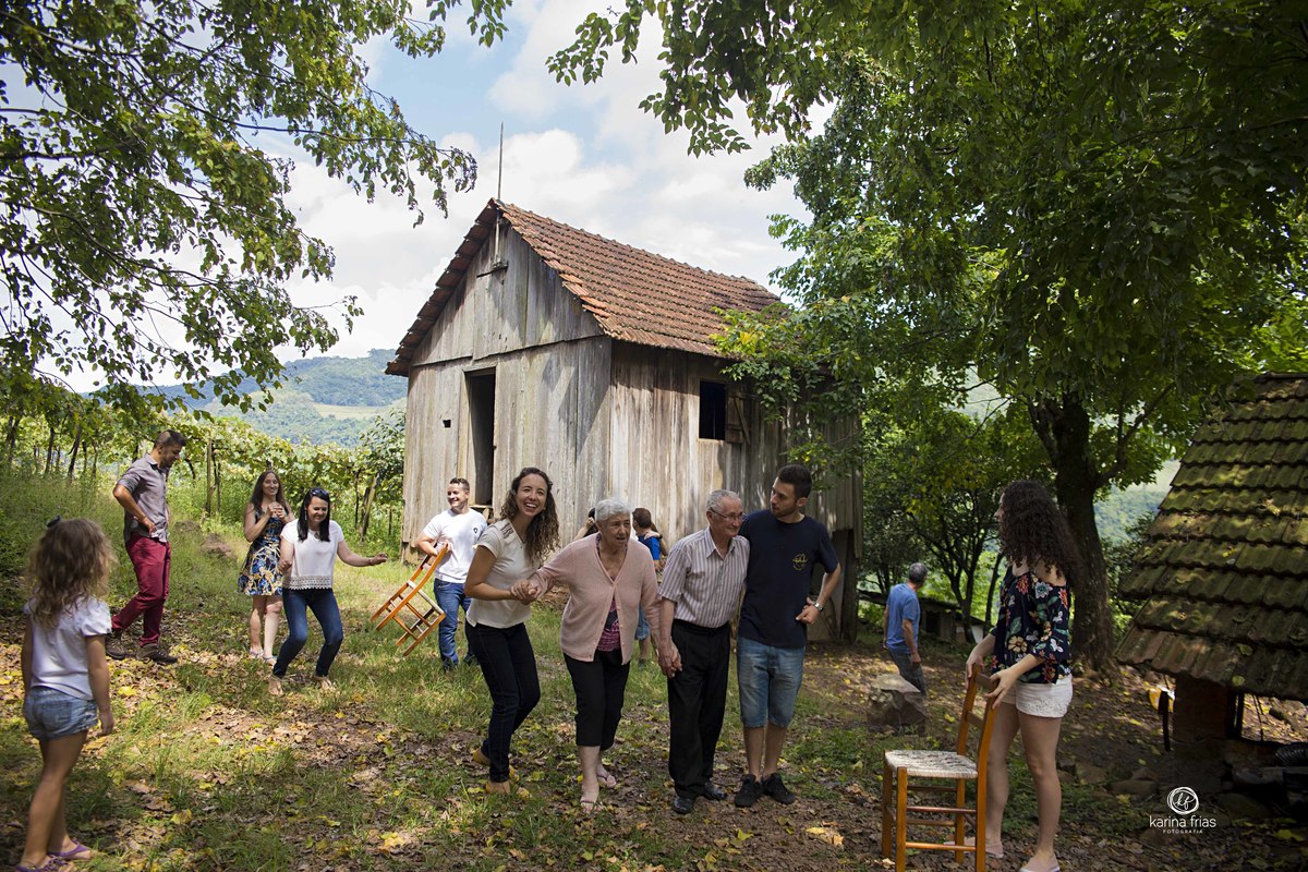 no ensaio documental de famila de caxias do sul a familia fica a vontade